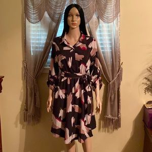 “Roll Sleeve Shirt Dress”